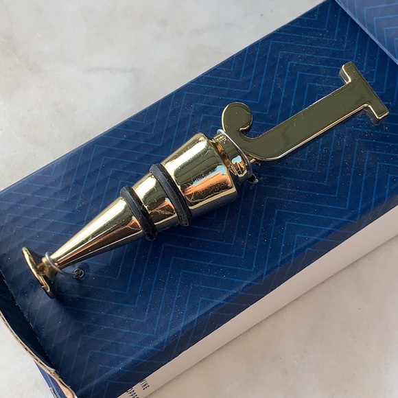 STOREHOUSE ENTERTAIN ALPHABET J WINE STOPPER - Picture 3 of 6